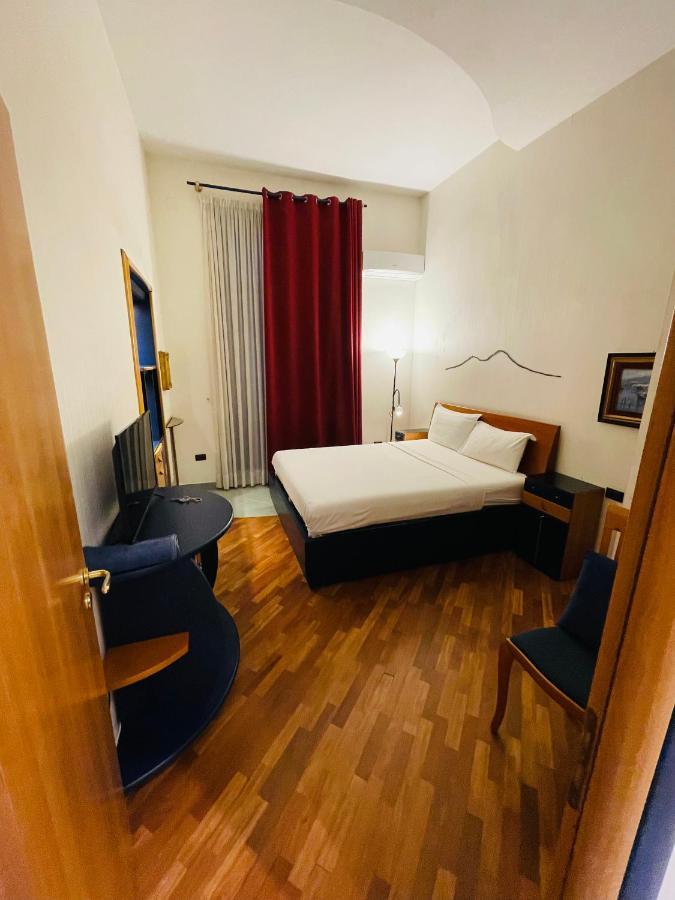 Smln Rooms & Suites Neapel Exteriör bild